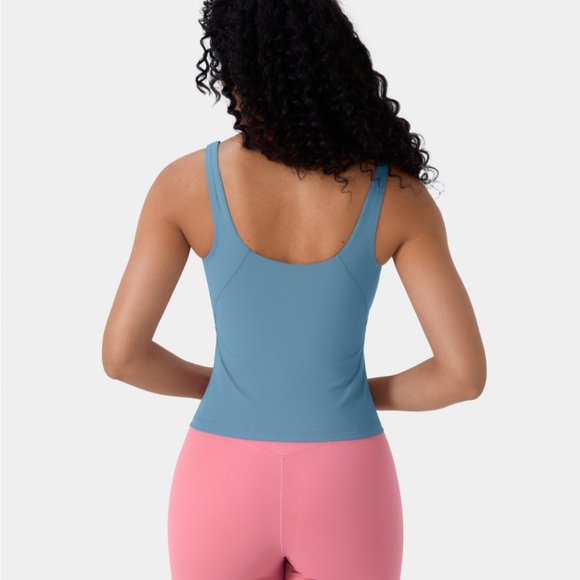 Cloudul, padded V neck tank top. Brand new with tag. Butter soft. - Picture 2 of 3